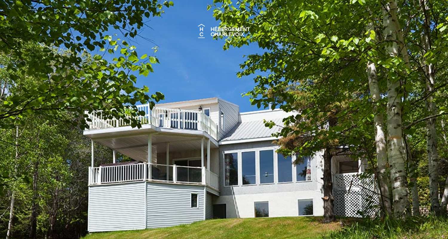 BEL-47 - Modern chalet inviting relaxation