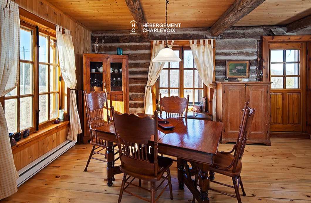 BEL-3 - Charmant chalet d'autrefois au coeur de l'arrière-pays de Charlevoix