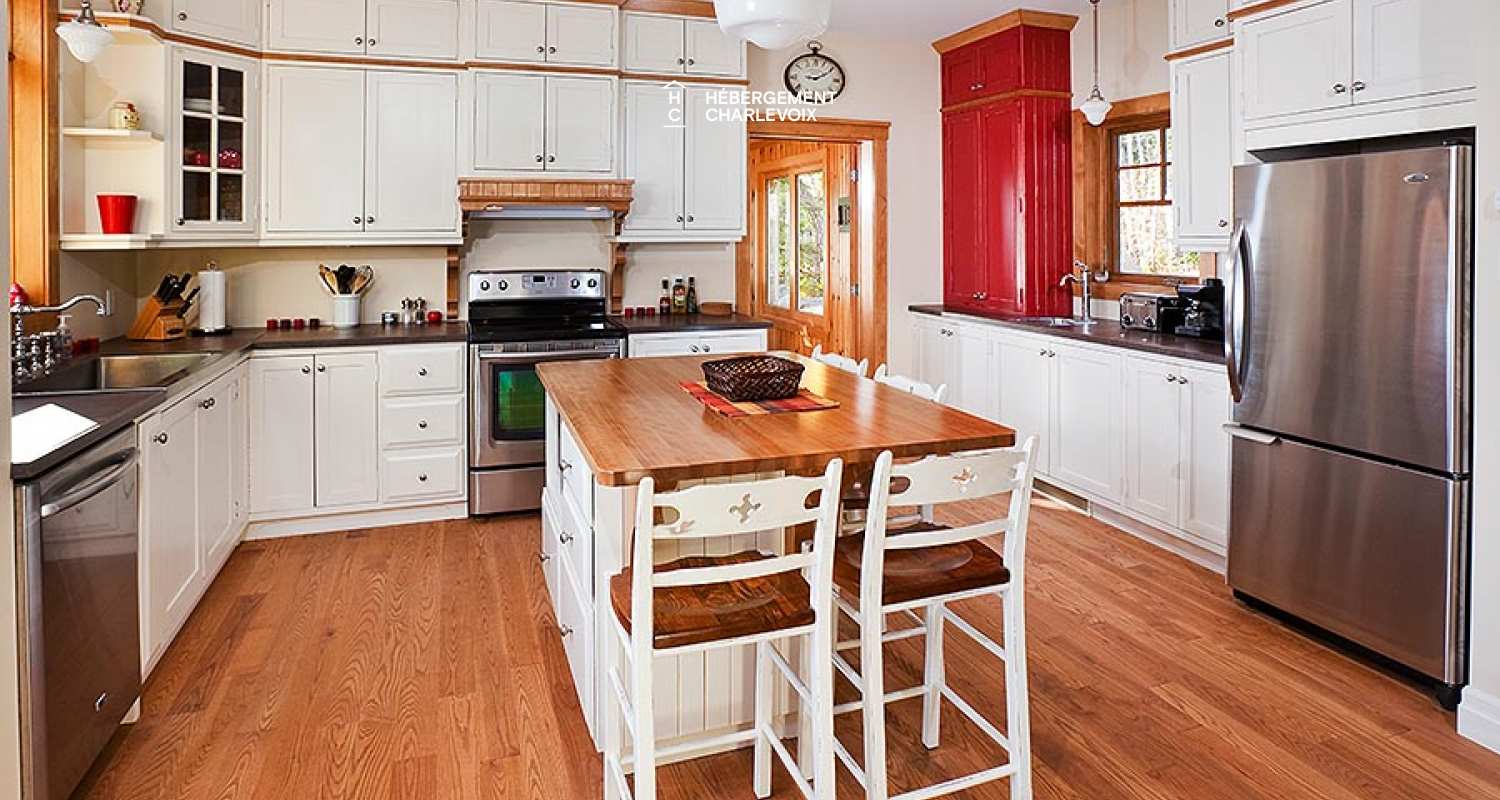 ECH-249 - De grandes fenêtres donnant sur la rive