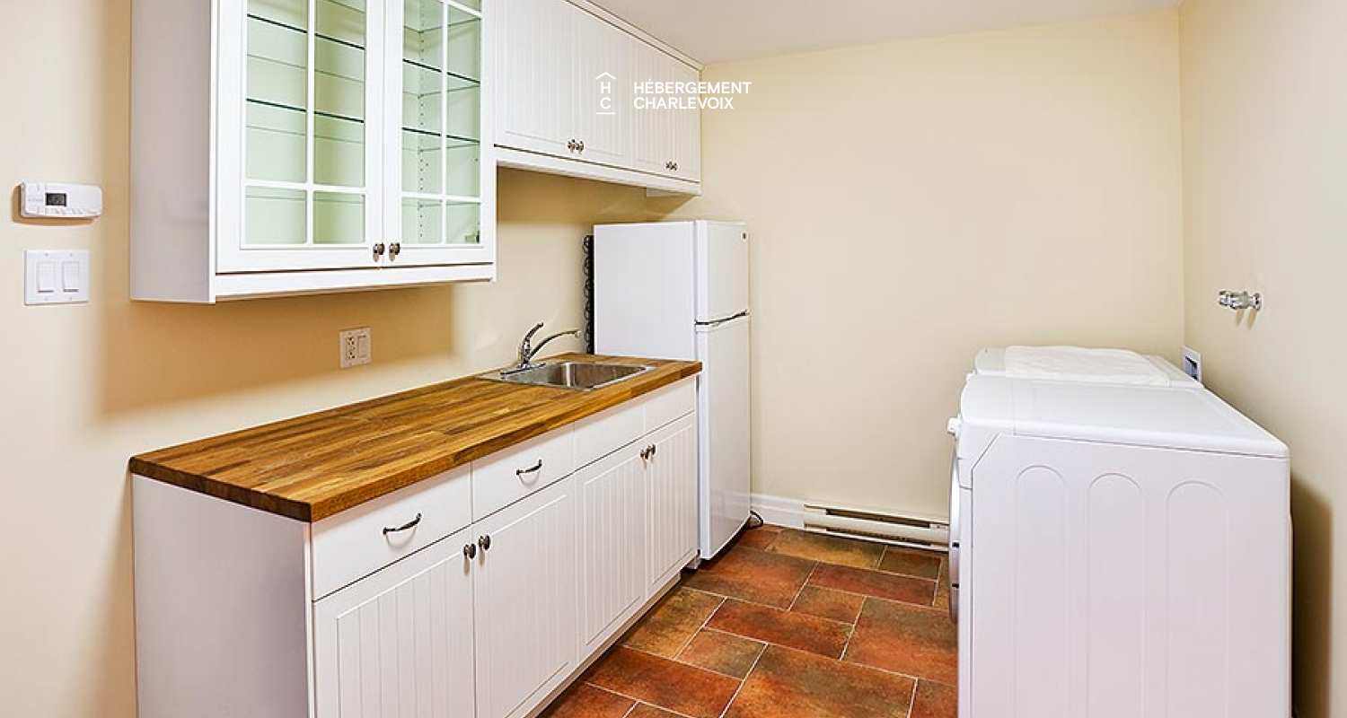 ECH-249 - De grandes fenêtres donnant sur la rive