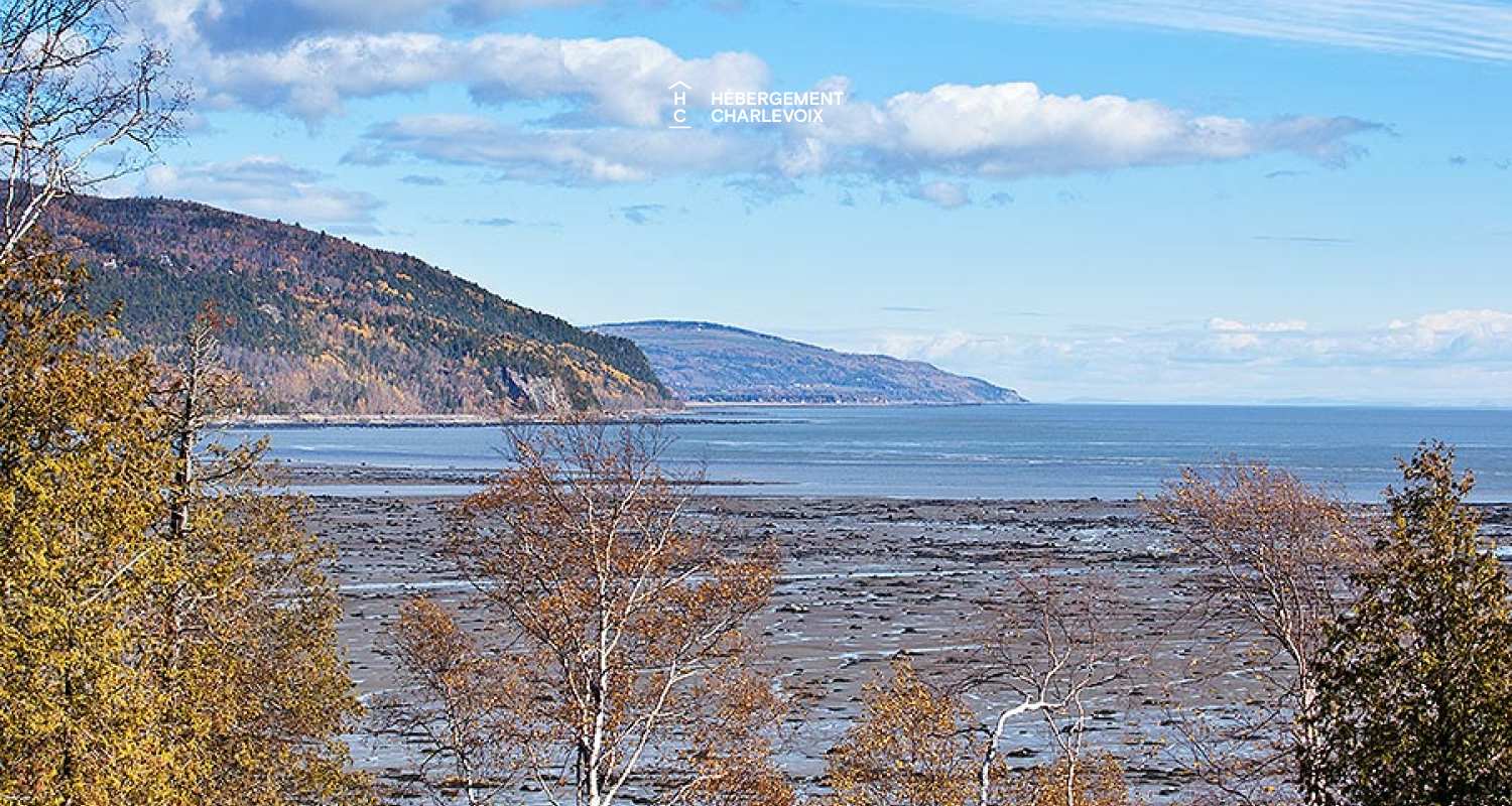 ECH-249 - De grandes fenêtres donnant sur la rive