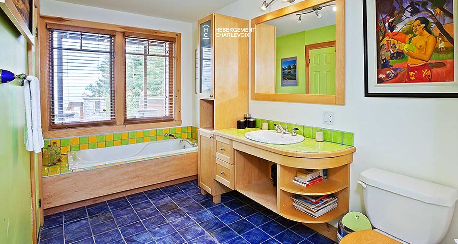 AMA-2 - Équilibre parfait entre moderne et rustique.