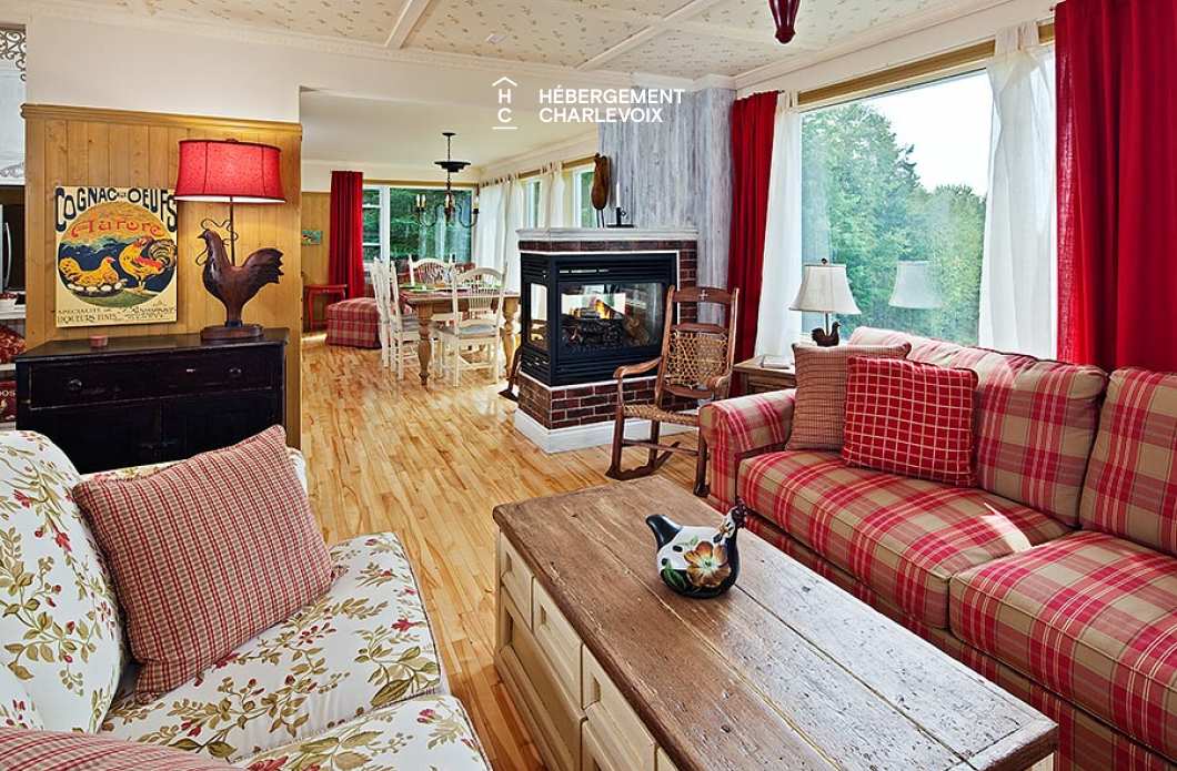 COU-85 - Coquette maison dans les hauteurs de Charlevoix