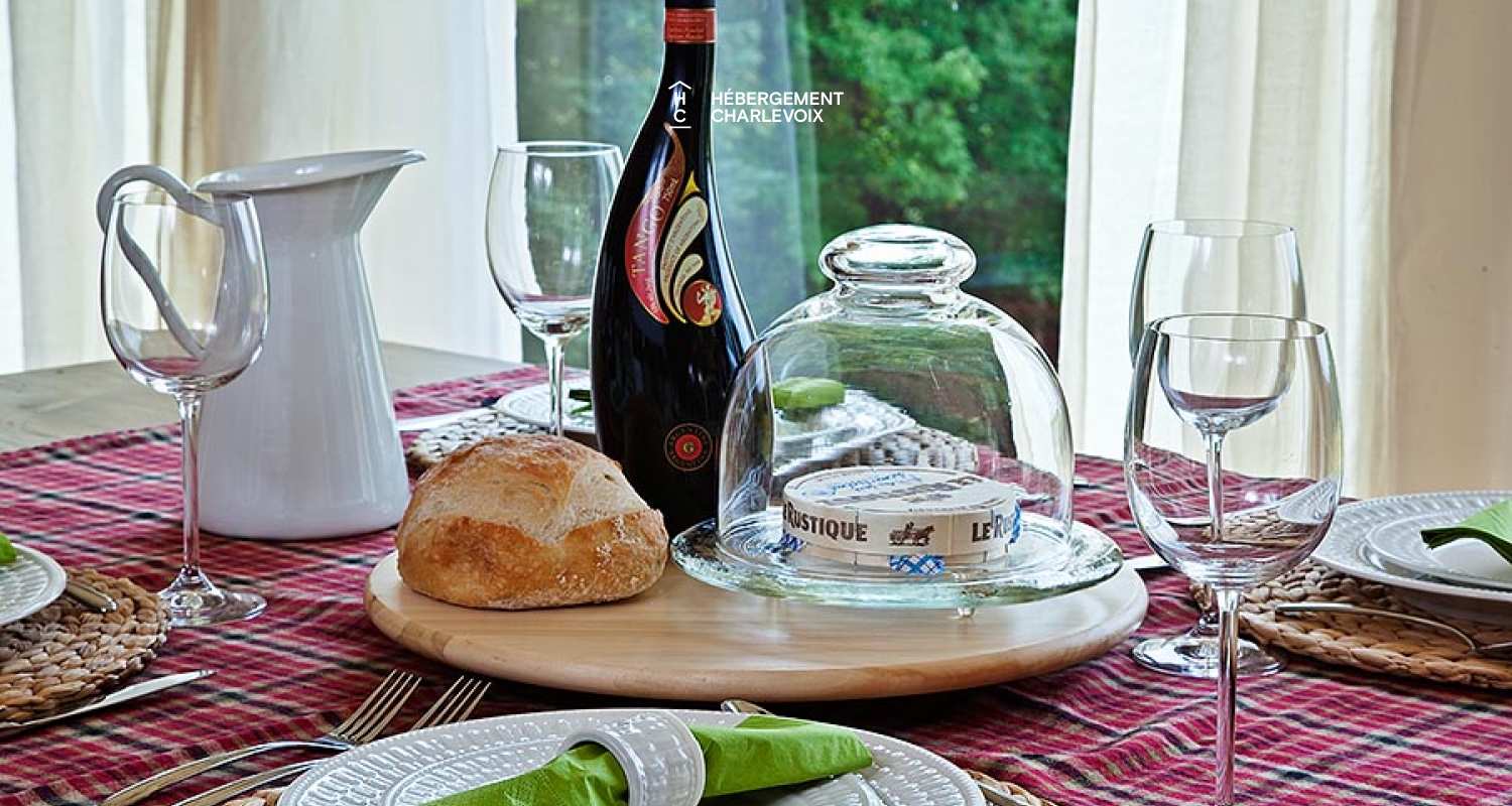 COU-85 - Charming home in the heights of Charlevoix