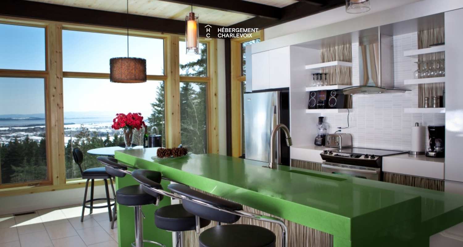 EXP-106 - Perfect balance between wood and contemporary architecture