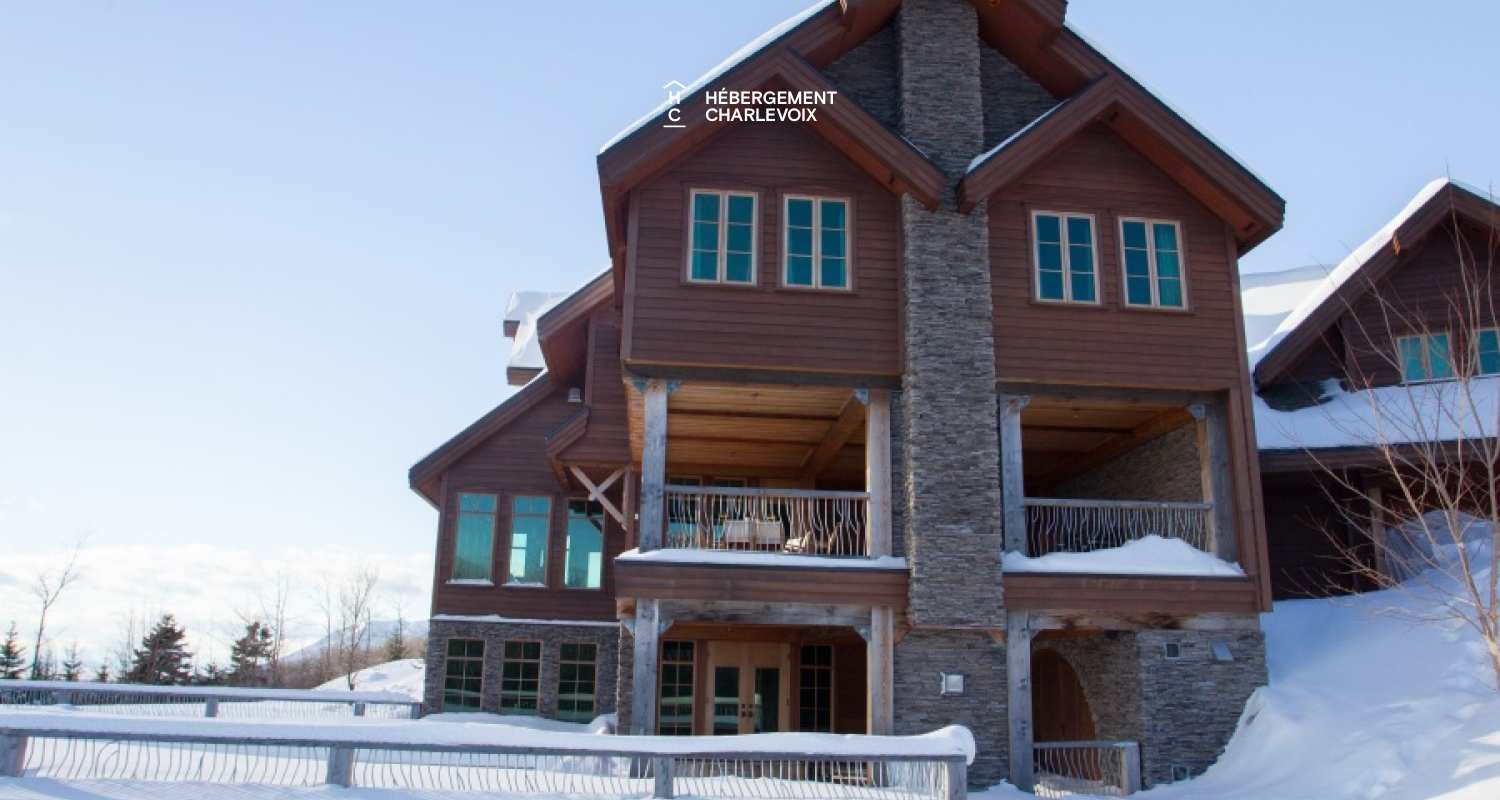 MAR-45 - Prestigious villa of 6000 square feet