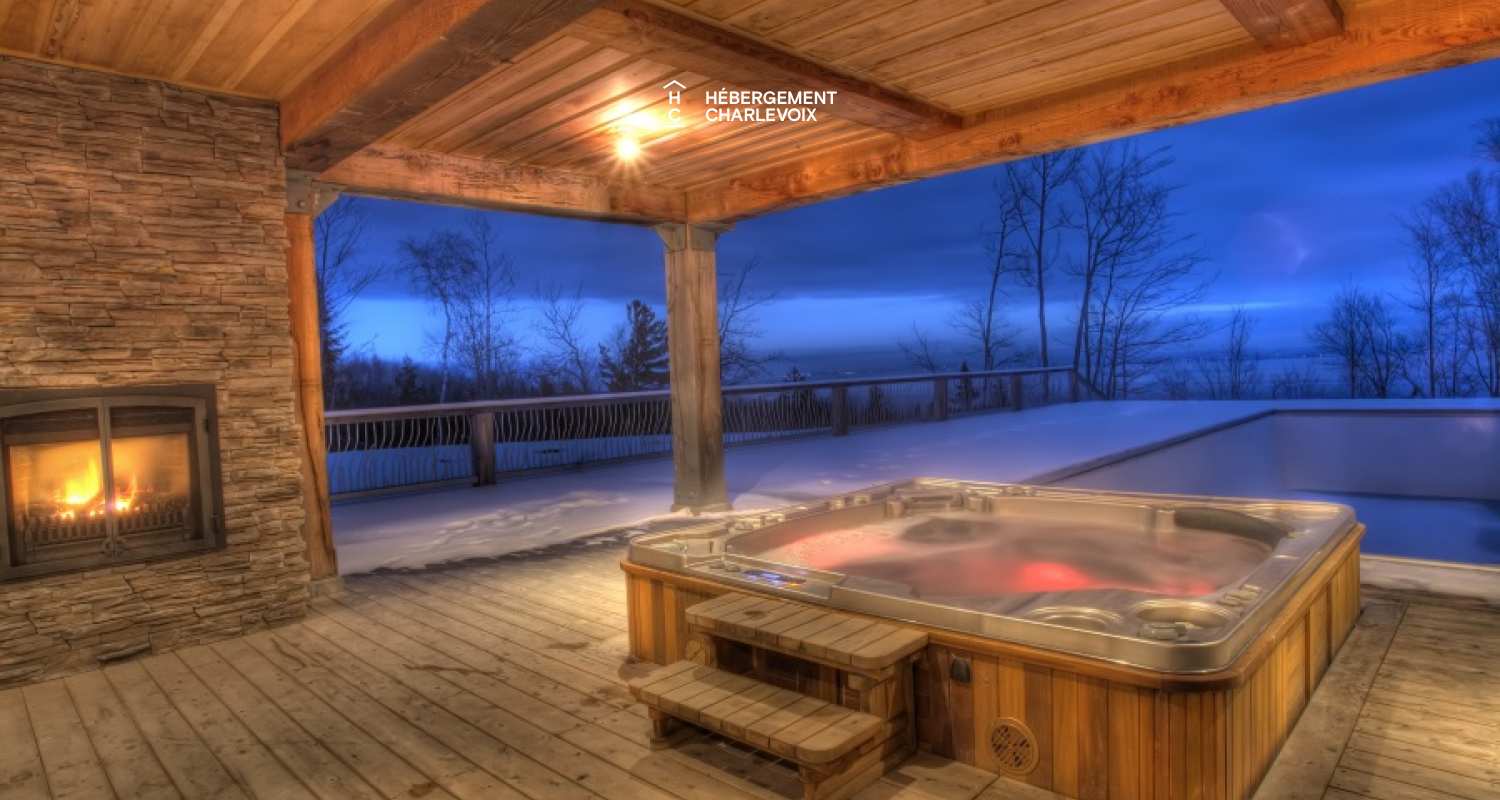 MAR-45 - Prestigious villa of 6000 square feet