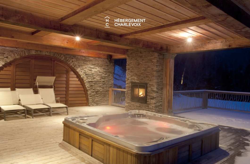MAR-45 - Prestigieuse villa de 6000 pieds carrés