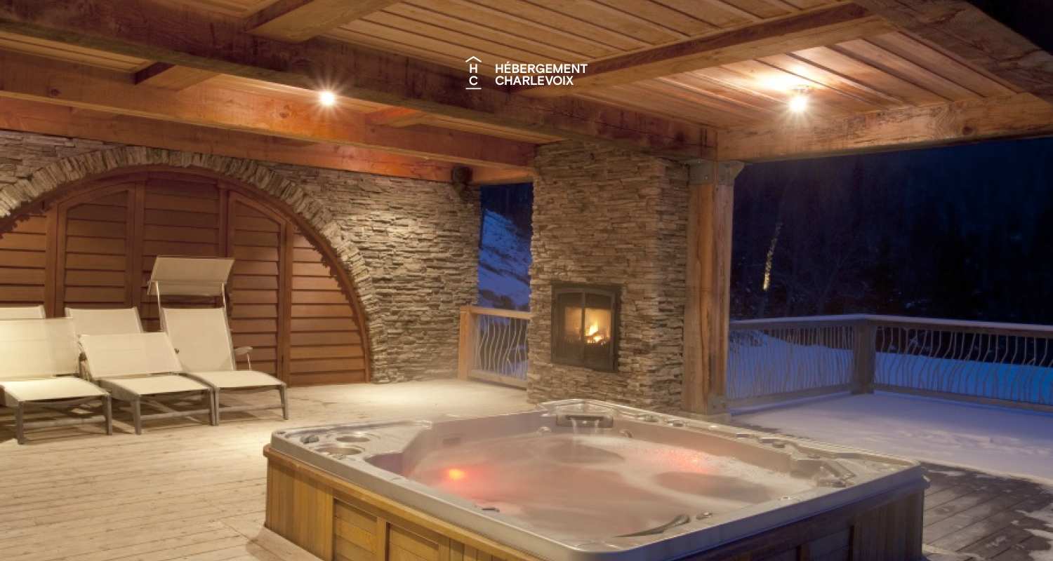 MAR-45 - Prestigious villa of 6000 square feet