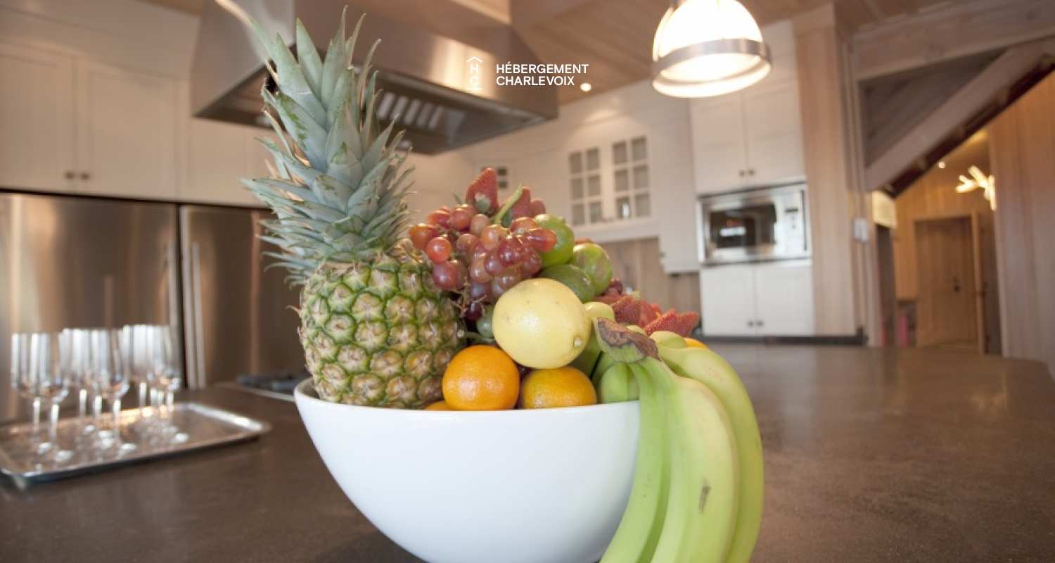 MAR-45 - Prestigious villa of 6000 square feet