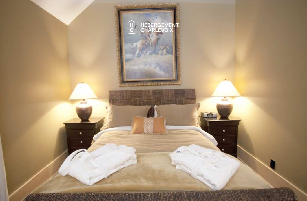 MAR-45 - Prestigieuse villa de 6000 pieds carrés