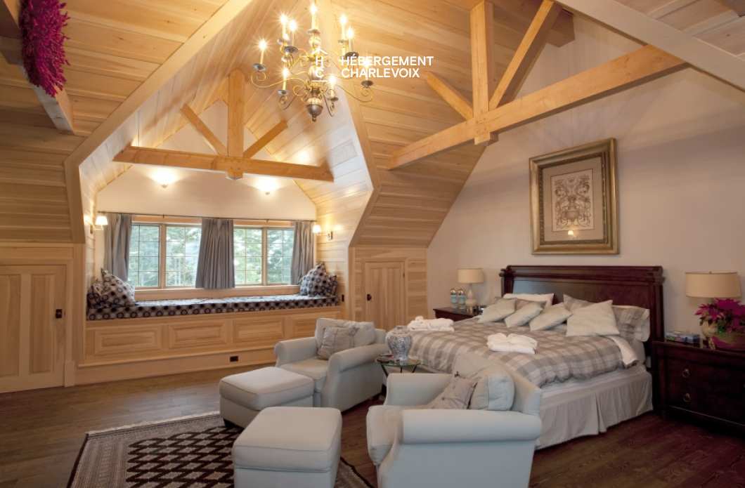 MAR-45 - Prestigieuse villa de 6000 pieds carrés