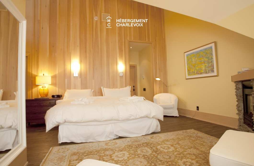 MAR-45 - Prestigieuse villa de 6000 pieds carrés