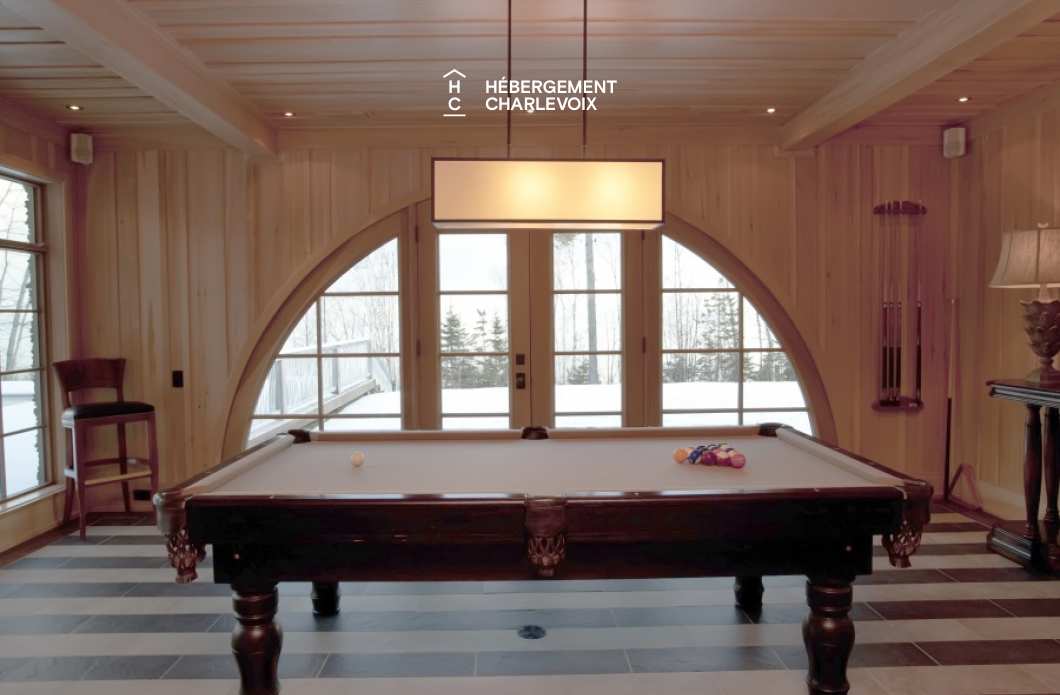 MAR-45 - Prestigieuse villa de 6000 pieds carrés