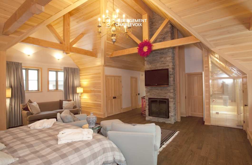 MAR-45 - Prestigieuse villa de 6000 pieds carrés
