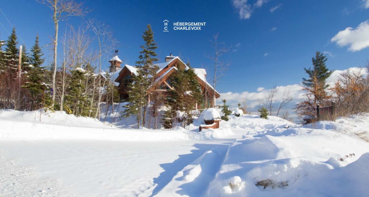 MAR-45 - Prestigious villa of 6000 square feet