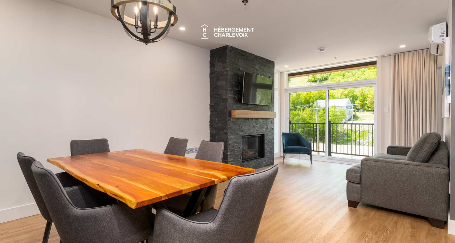 Cache 2 chambres-2 lits Queen, 1 divan-lit - 1 à 6 personnes - Is located at less than 200 meters from the chairlift