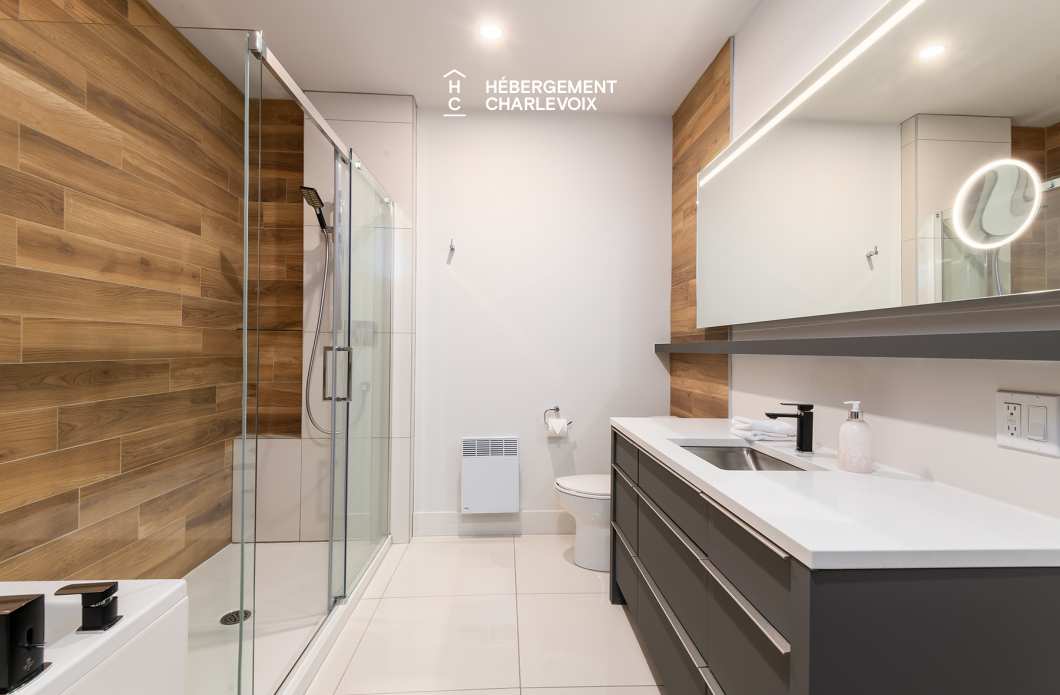 Cache 2 chambres-2 lits Queen, 1 divan-lit - 1 à 6 personnes - Idéal pour l'hiver tout comme l'été