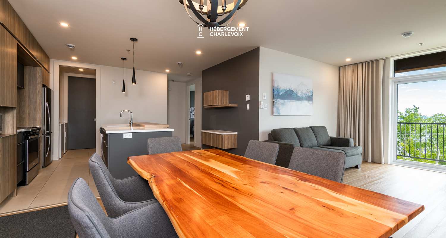 Cache 2 chambres-2 lits Queen, 1 divan-lit - 1 à 6 personnes - Is located at less than 200 meters from the chairlift