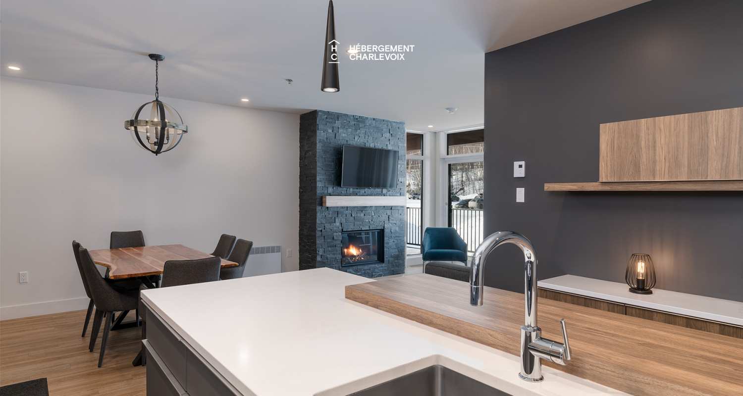 Cache 2 chambres-2 lits Queen, 1 divan-lit - 1 à 6 personnes - Is located at less than 200 meters from the chairlift