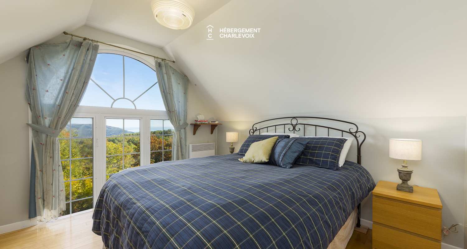 CIE-1 - Breathtaking view of river and mountains from the bedroom