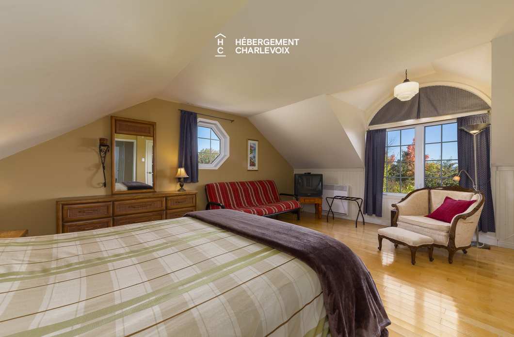 CIE-1 - Voir le fleuve et les montagnes de la chambre