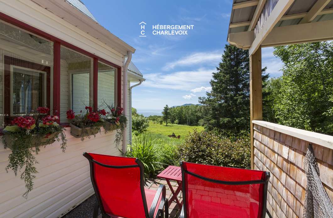 COU-85 - Coquette maison dans les hauteurs de Charlevoix