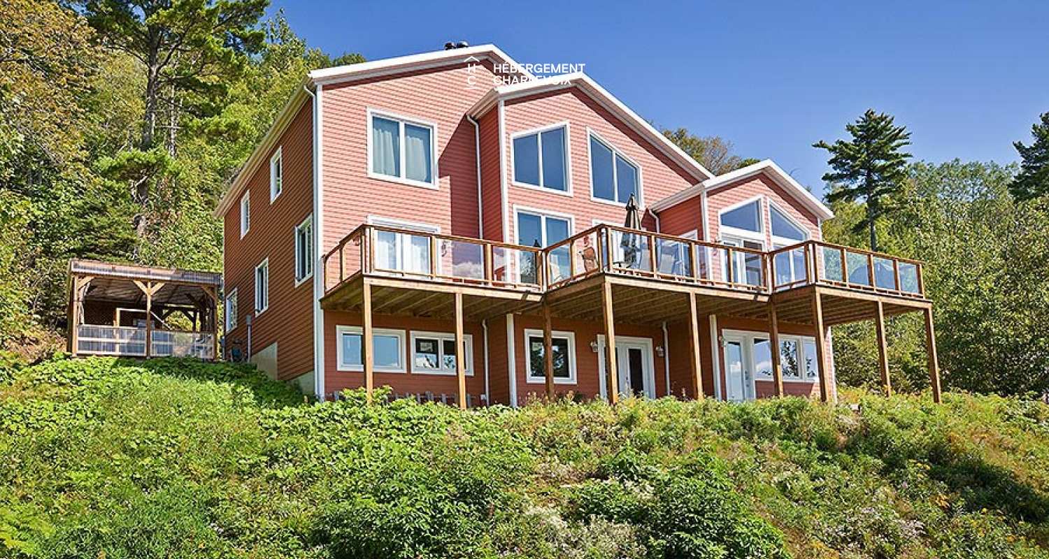 PEU-14 - Résidence chaleureuse et moderne idéalement située