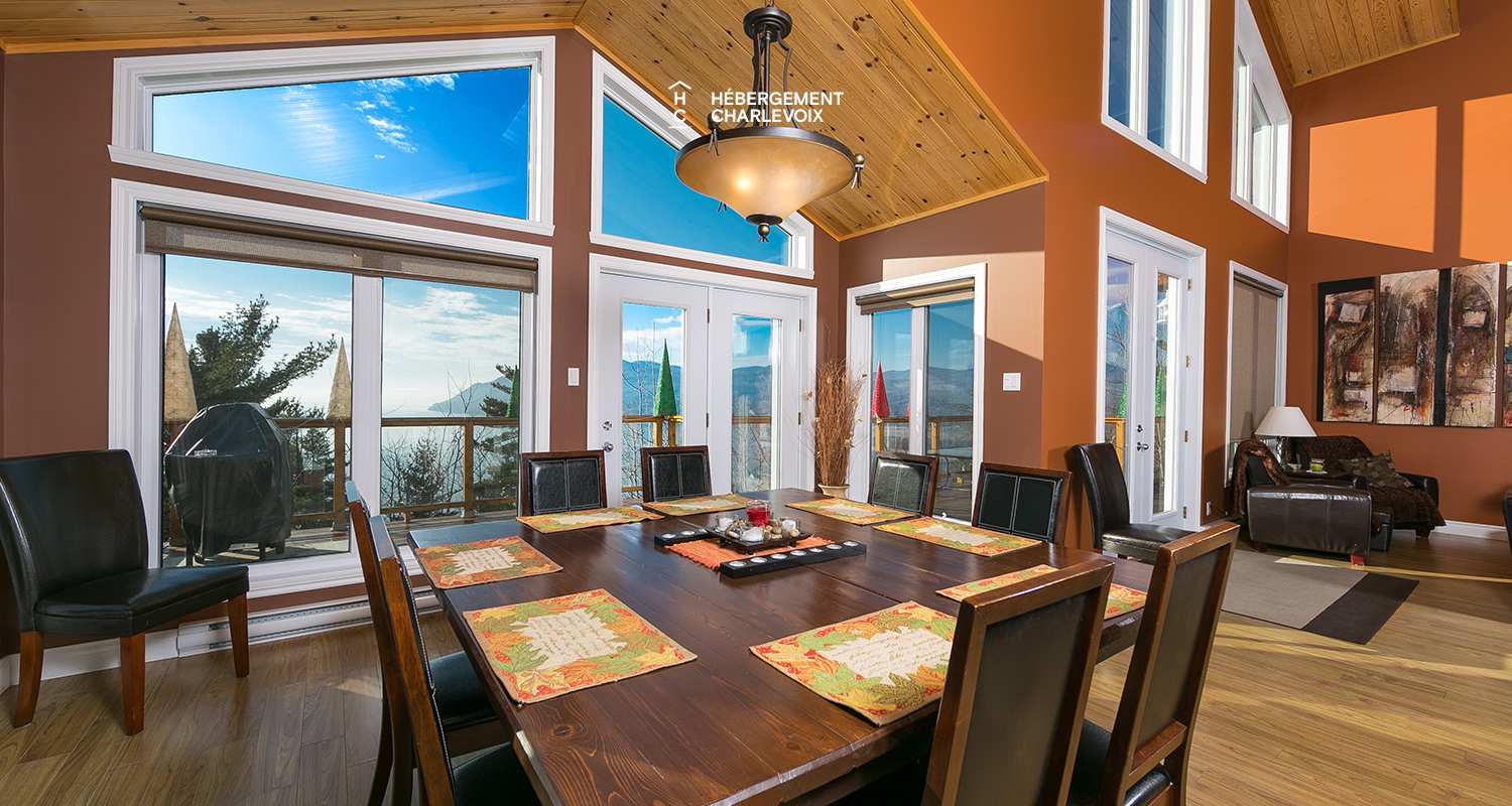 PEU-14 - Résidence chaleureuse et moderne idéalement située