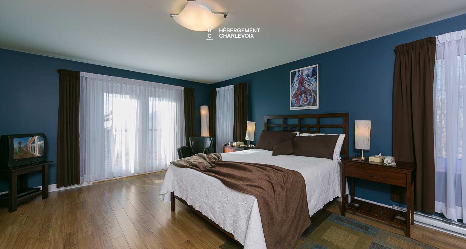 PEU-14 - Résidence chaleureuse et moderne idéalement située