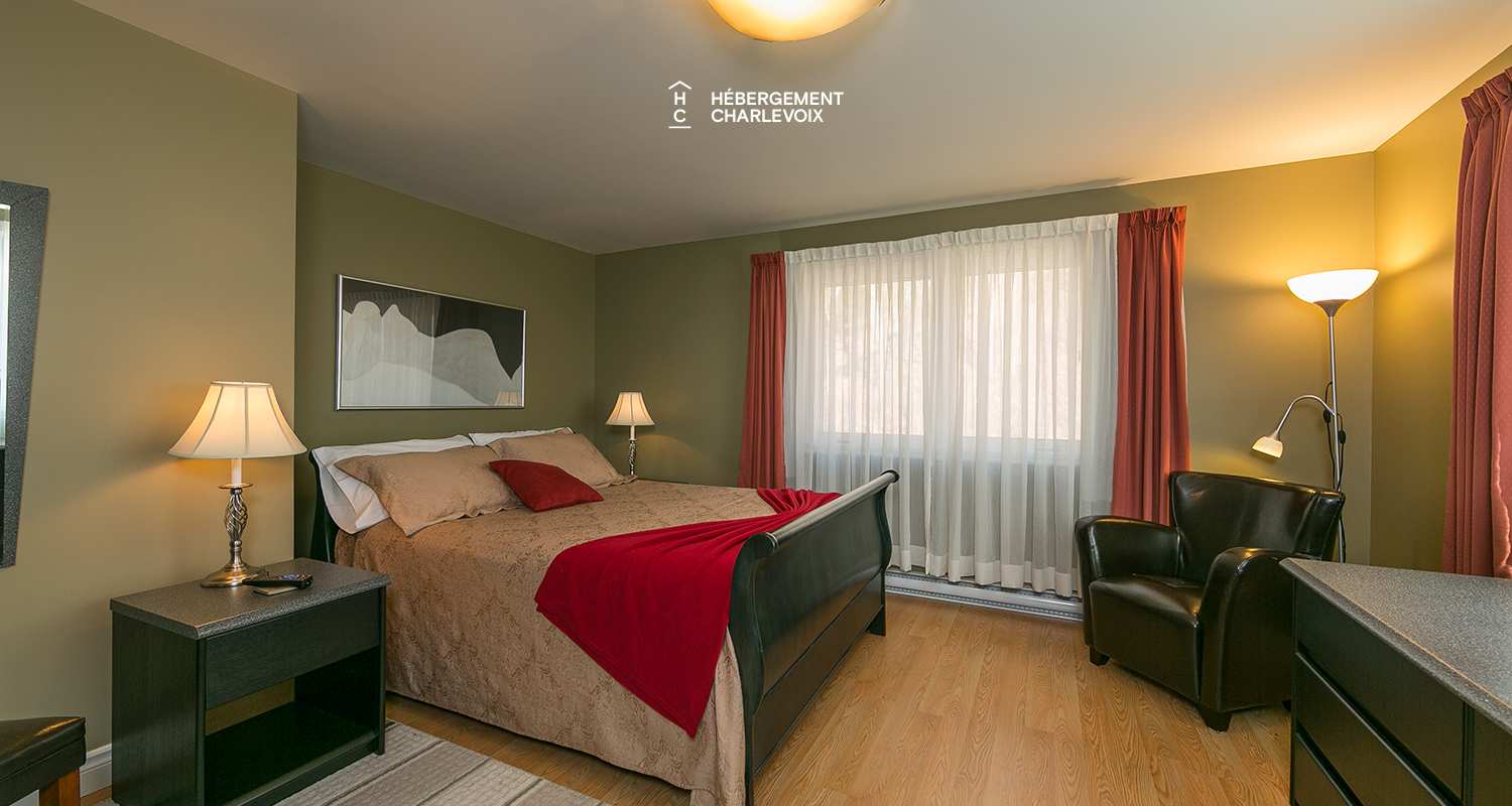 PEU-14 - Résidence chaleureuse et moderne idéalement située