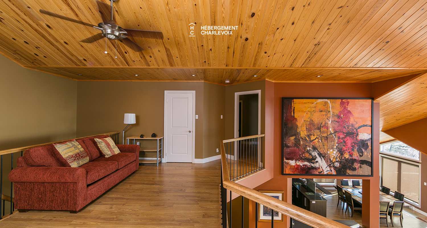 PEU-14 - Résidence chaleureuse et moderne idéalement située