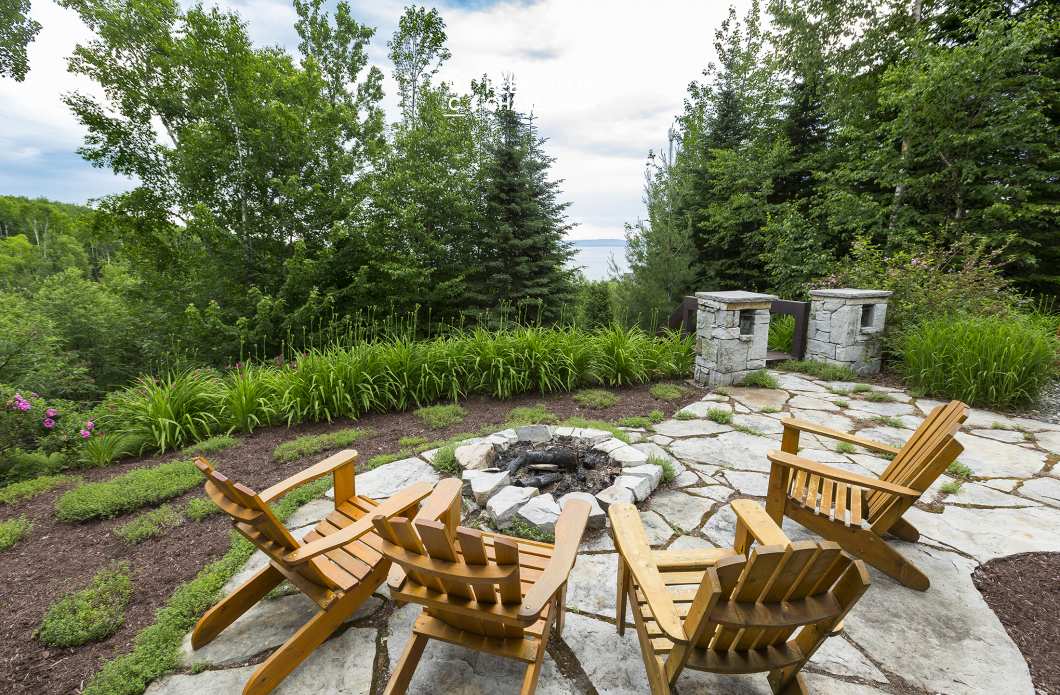 AMA-2 - Perfect balance between modern and rustic.