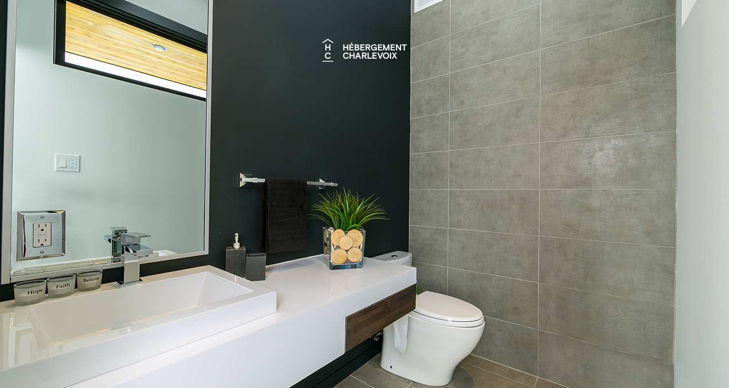 SEC-254 - Contemporary house for an escapade with friends or family