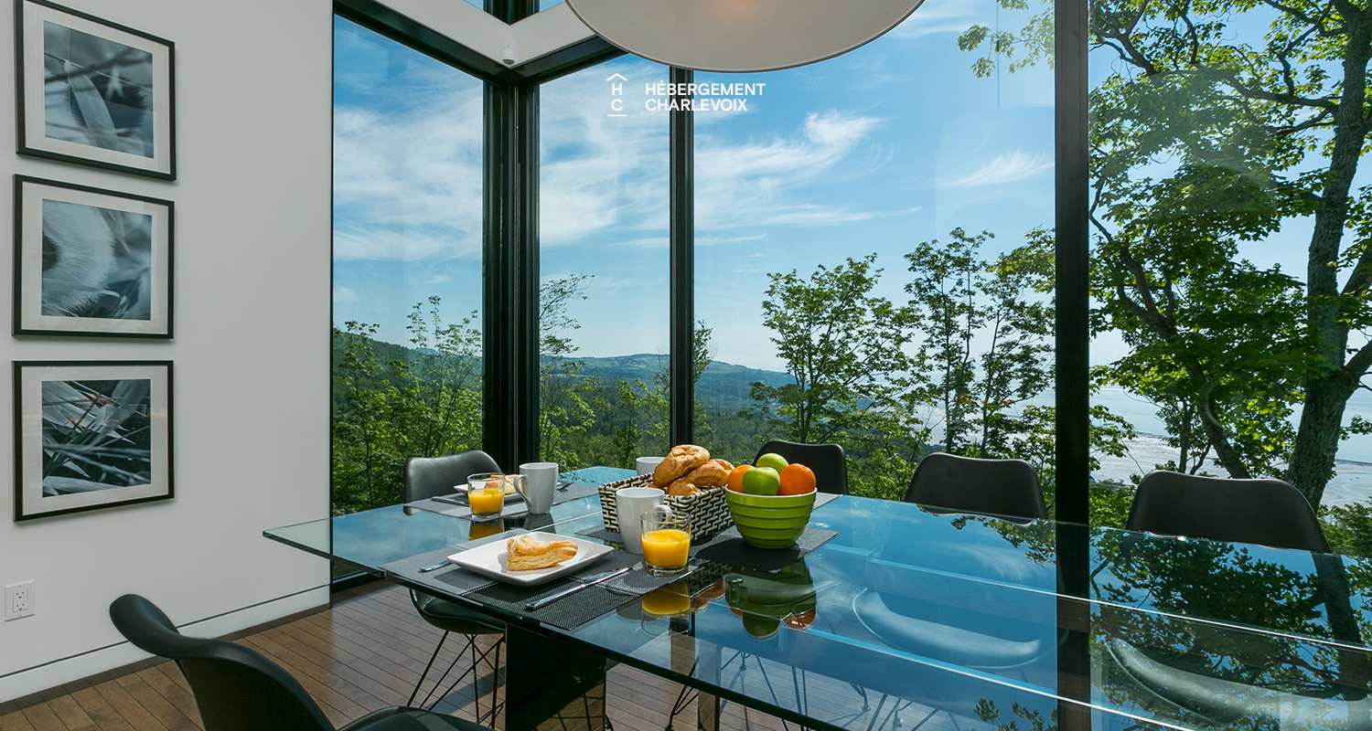 SEC-254 - Contemporary house for an escapade with friends or family