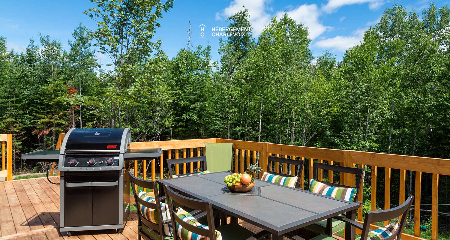 AIY-25 - A billiard room to entertain evenings.