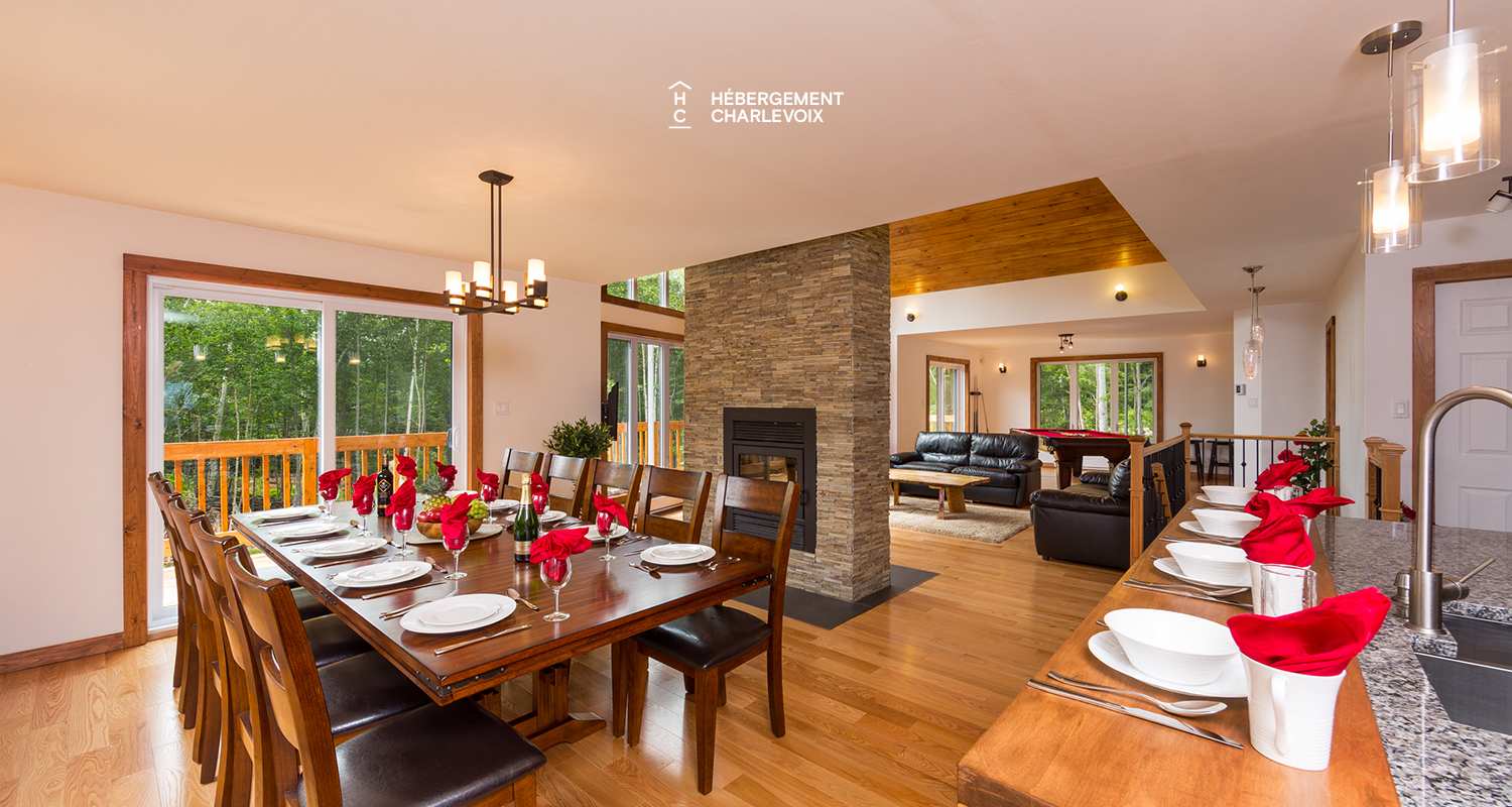 AIY-25 - A billiard room to entertain evenings.