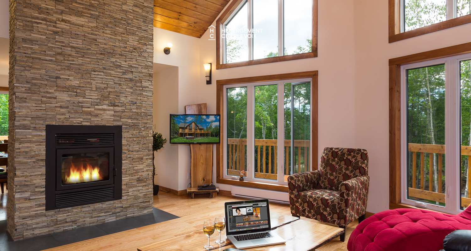 AIY-25 - A billiard room to entertain evenings.