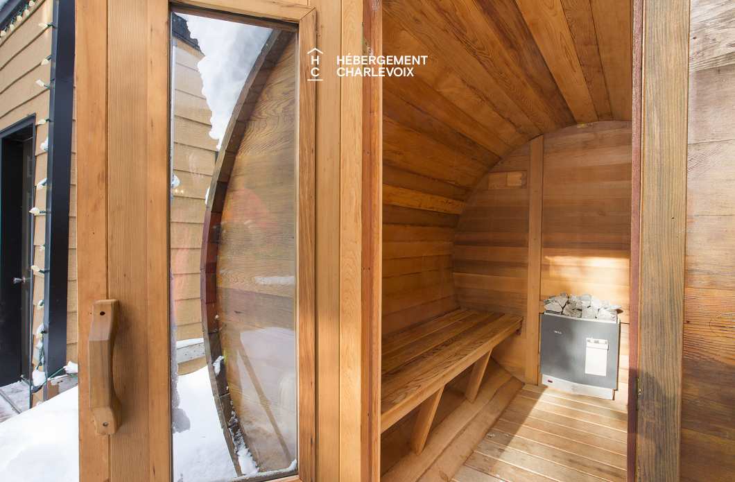 MON-71 - Un jardin bucolique doté d'un sauna extérieur