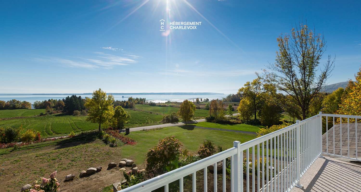 BEG-75 - Splendid cottage with view on the Isle-aux-Coudres