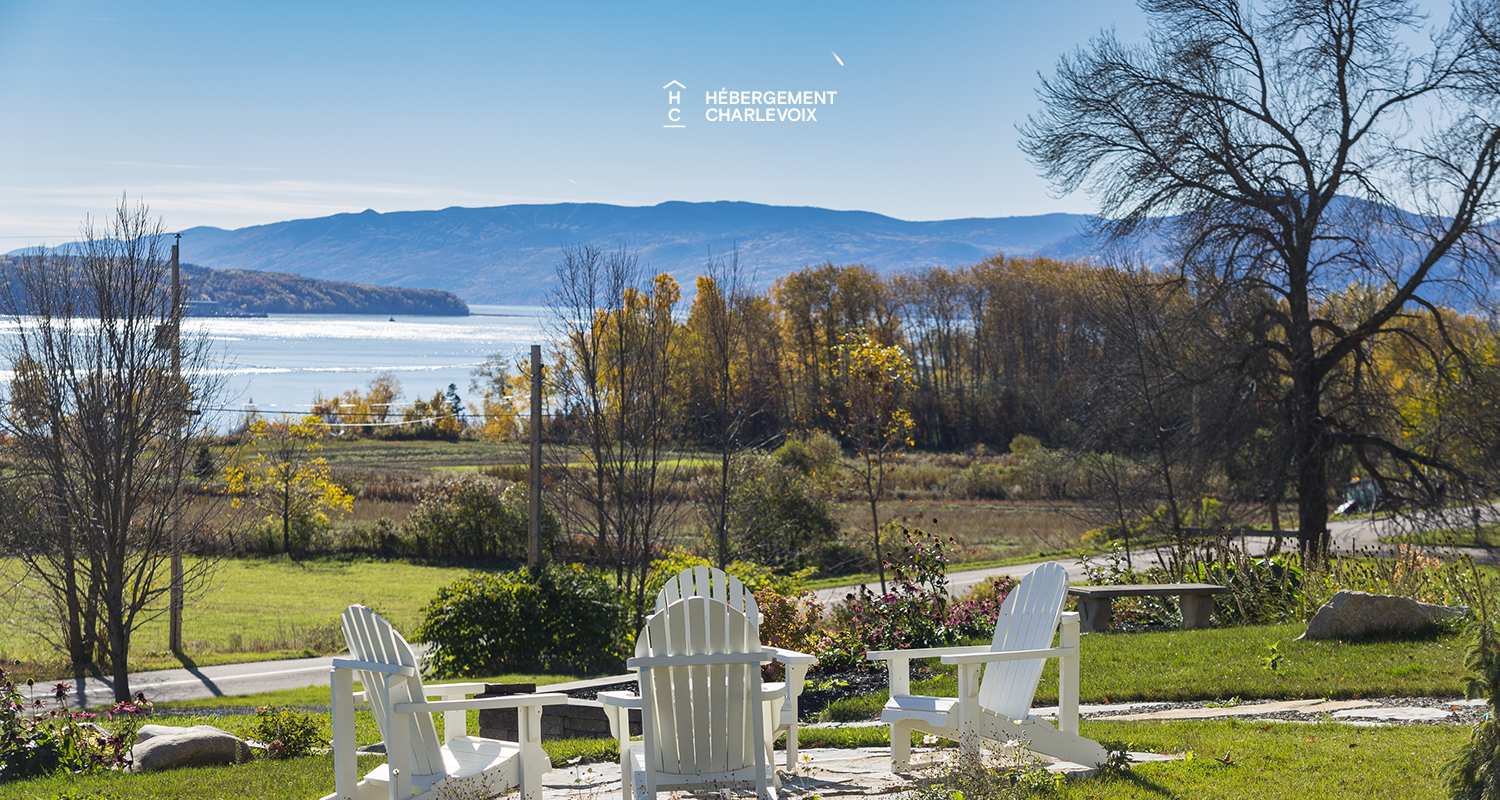 BEG-75 - Splendid cottage with view on the Isle-aux-Coudres