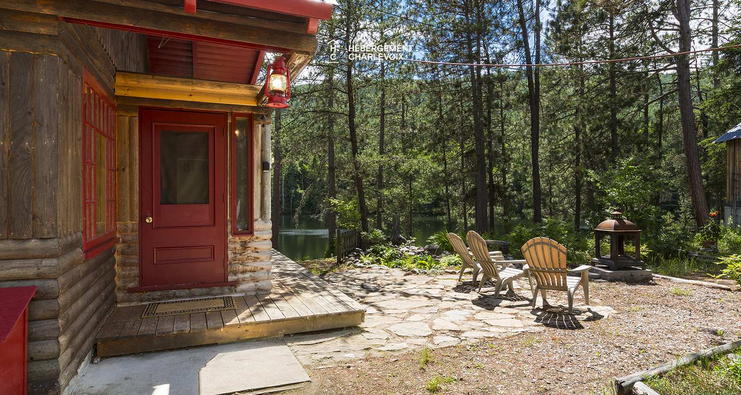 SIM-39 - Real cottage with a private lake