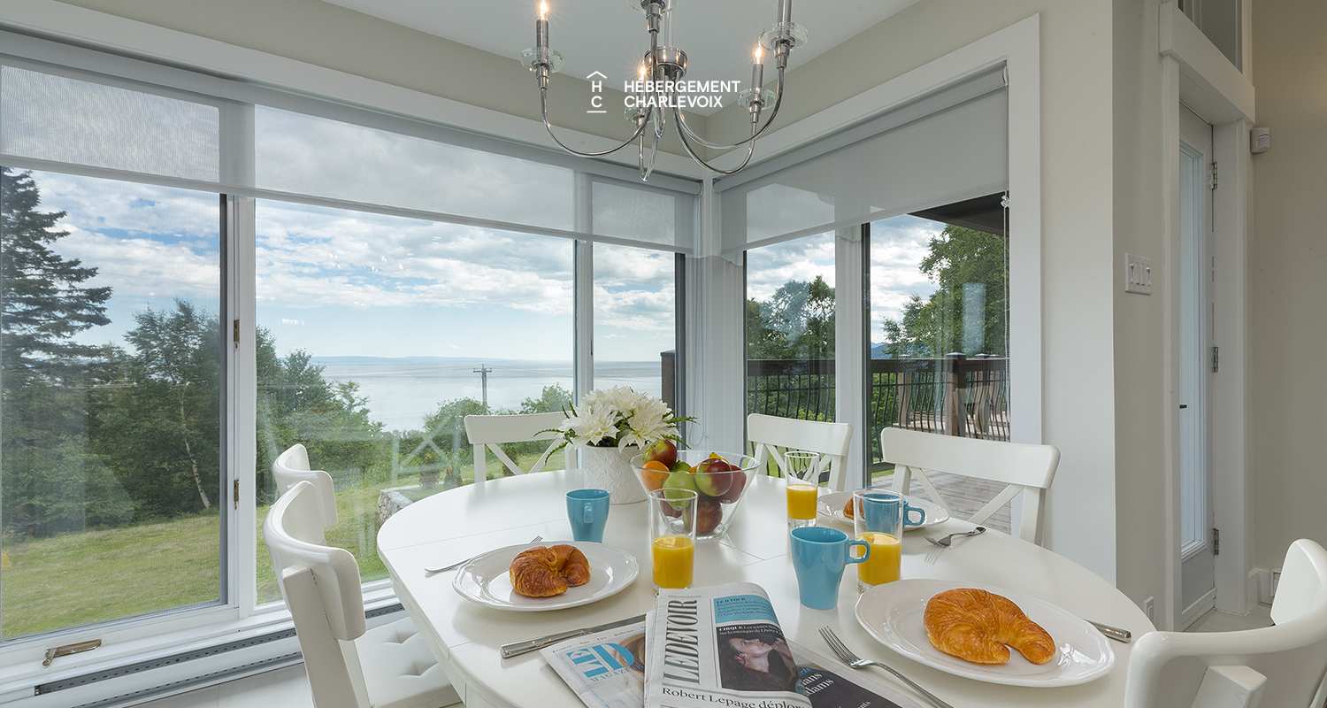 CAL-24 - The luxury of this prestigious villa