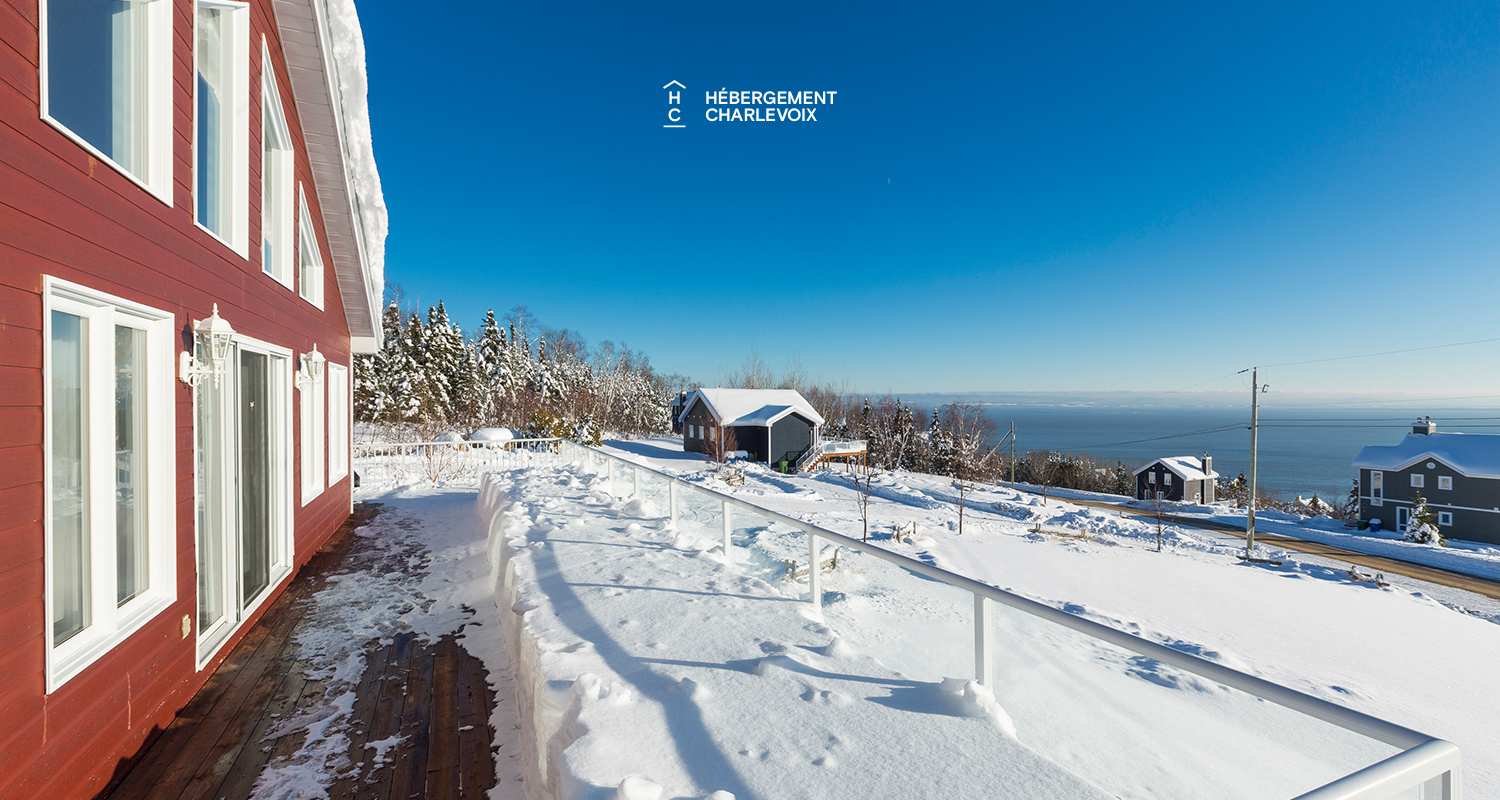 CDM-24 - A large terrace for lasting afternoons