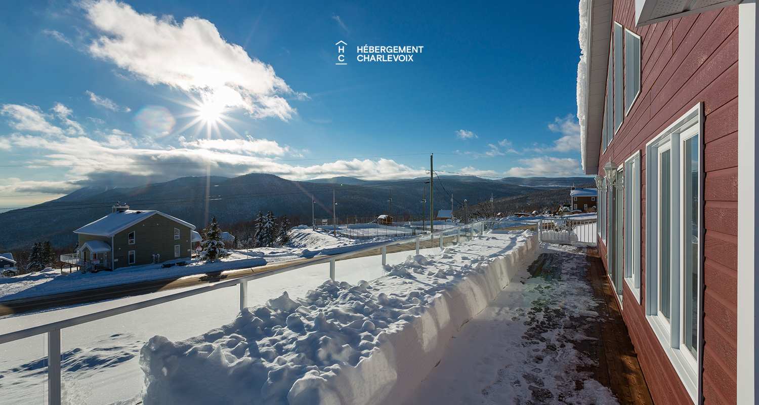 CDM-24 - A large terrace for lasting afternoons