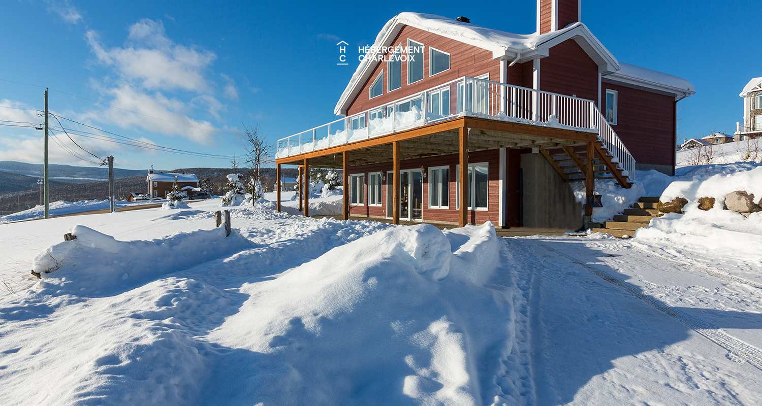 CDM-22 - An indoor and outdoor fireplace to double the cosyness