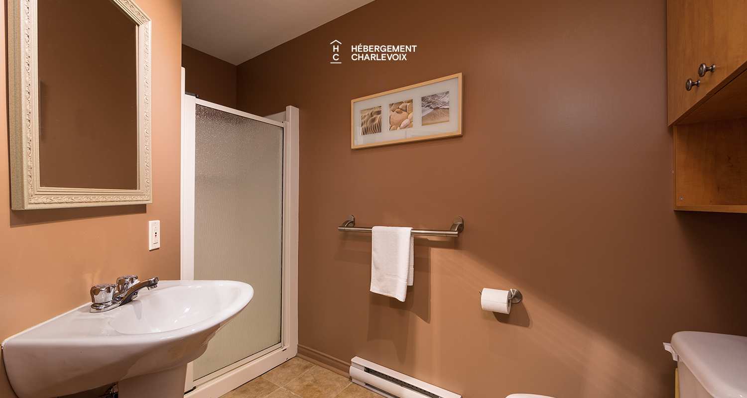 CDM-24 - A large terrace for lasting afternoons