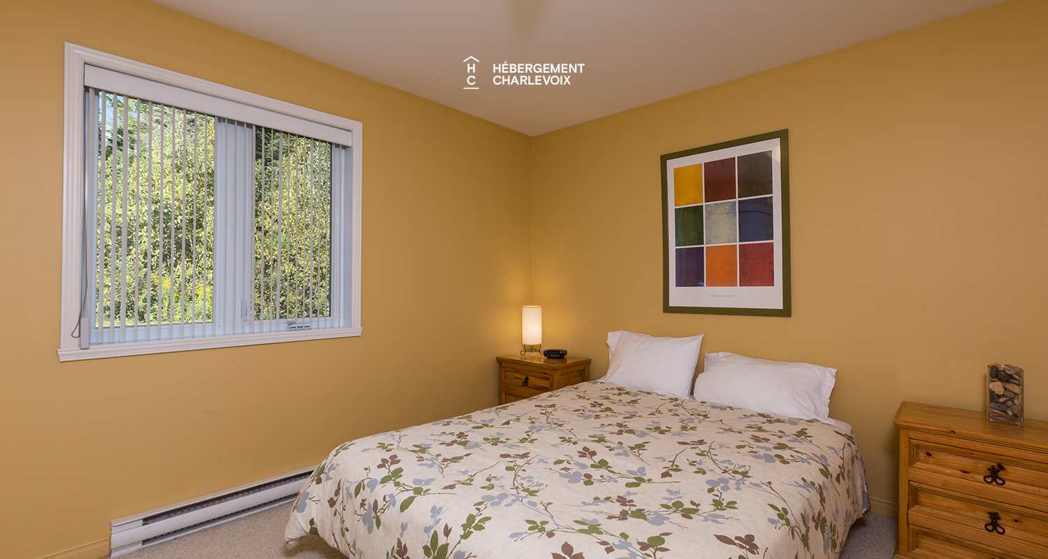 CDM-24 - A large terrace for lasting afternoons