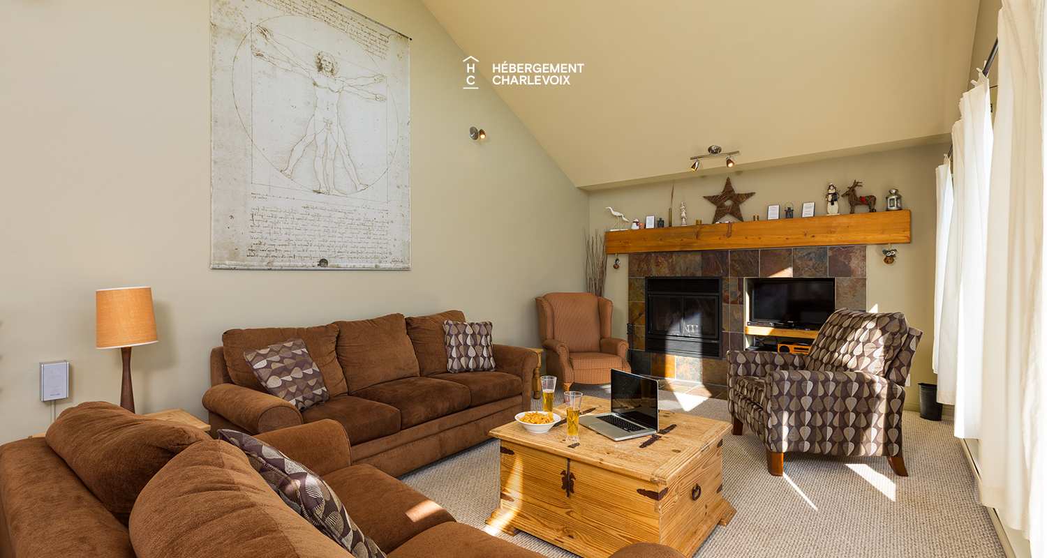 CDM-24 - A large terrace for lasting afternoons