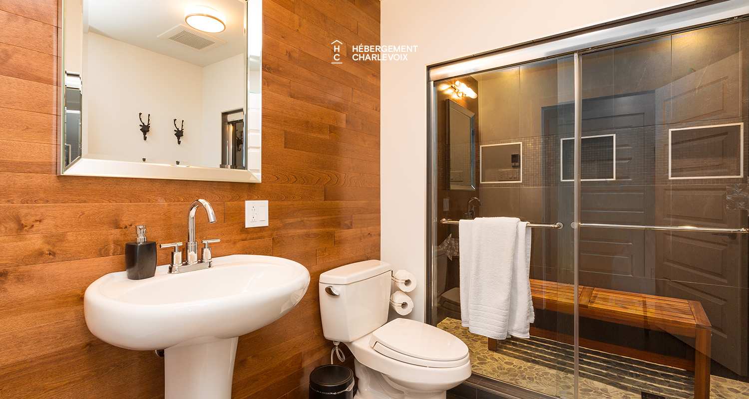 ROS-409 - Superbe terrasse flirtant avec la montagne